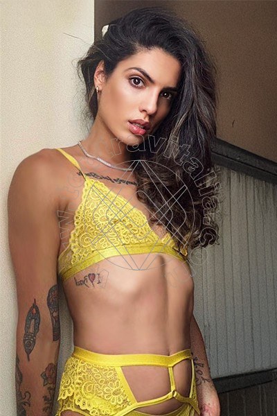 Foto 11 di Leticia Blend trav Milano