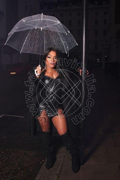 Foto 5 di Amanda Black trav Londra