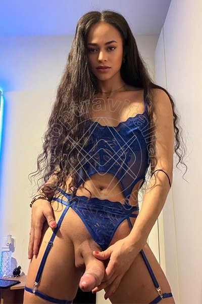 Foto hot 3 di Victoria New trav Bologna