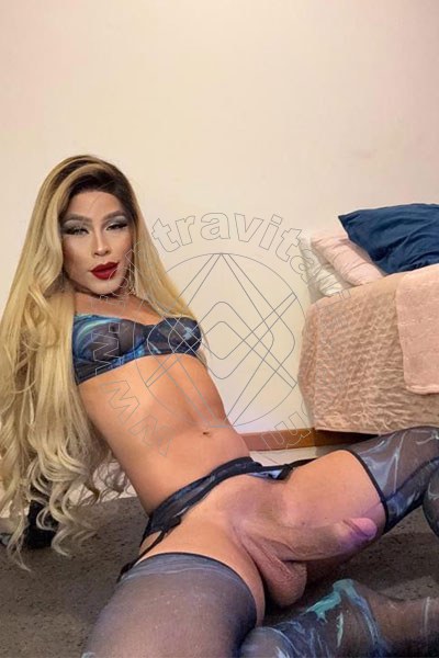 Foto hot 13 di Beatrice Britto trav Verona
