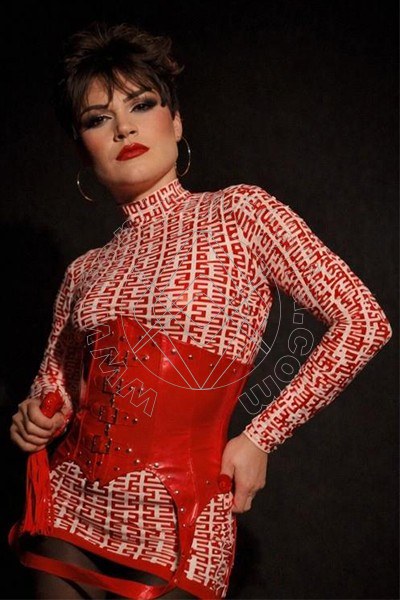 Foto 4 di Melina Gabrielli trav Milano
