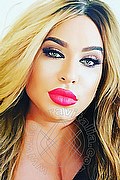 Foto selfie di Amira Ahsen trav Bucarest