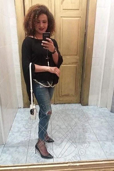Foto selfie di Evelyn Zaffiro trav Prato